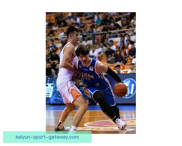 李弘权带领上海豪取十五连胜史密斯绝杀深圳连胜九场